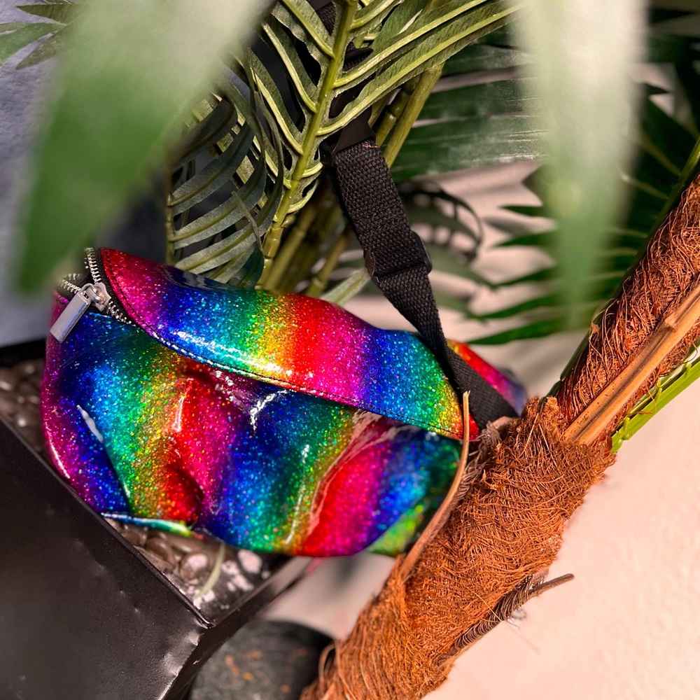 RAINBOW Fanny PACK🌈